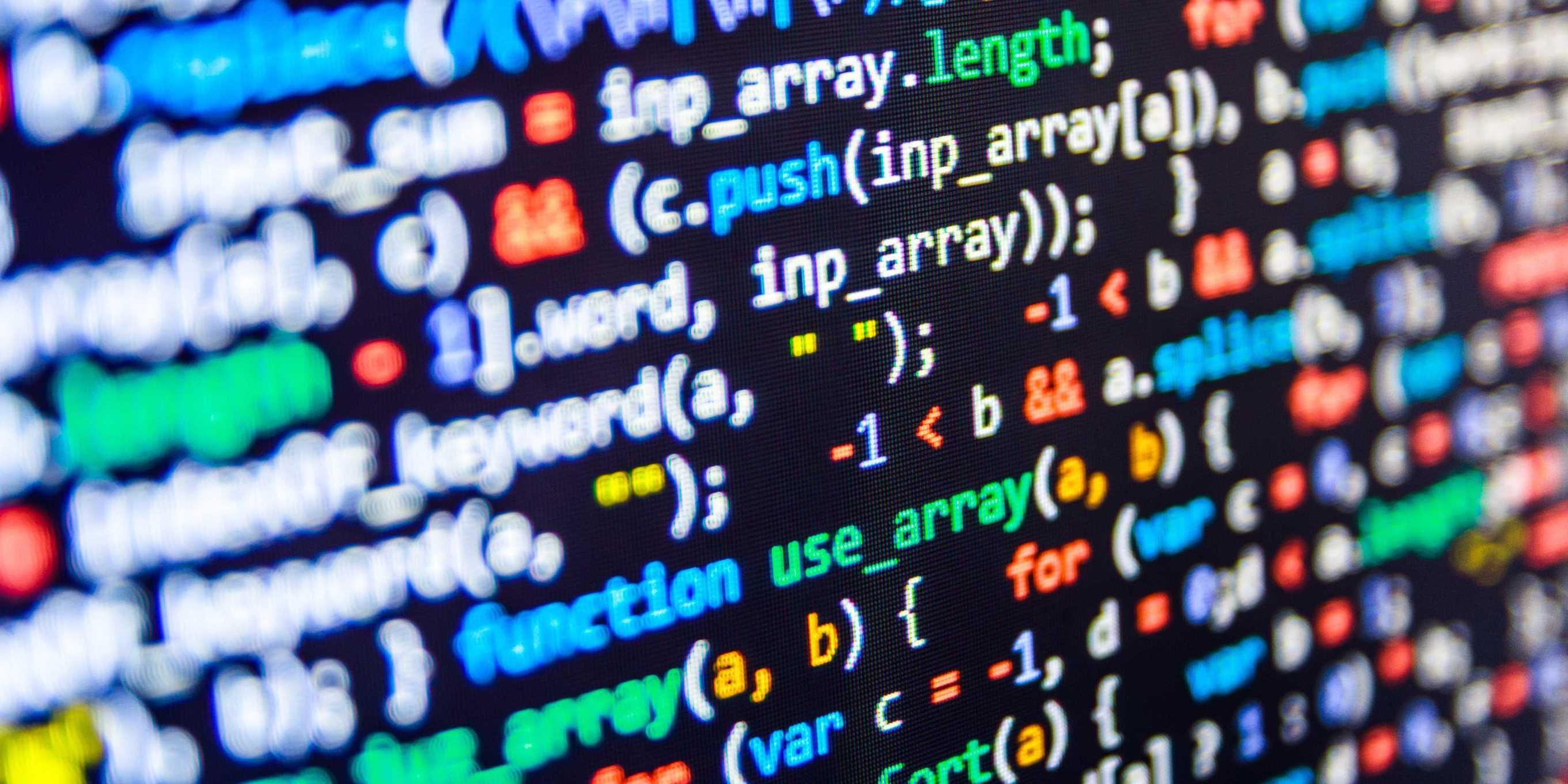 De Cero a Creador: Las Bases de Python y JavaScript en Miretaw.